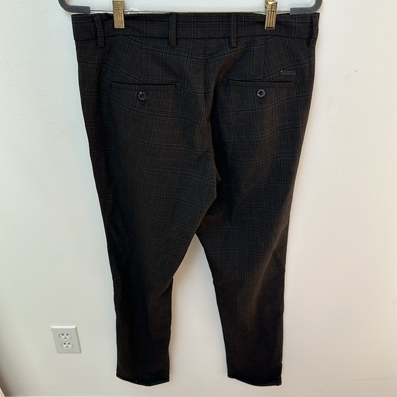 Men’s slim Jack and Jones dress pants - Picture 2 of 2